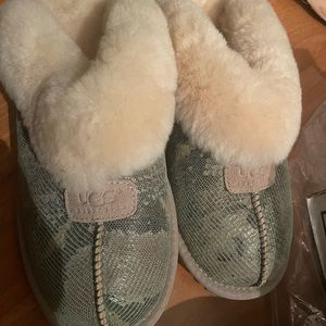 Ugg slippers